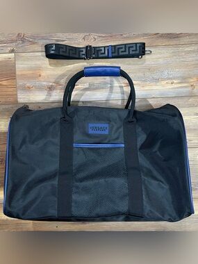 Versace Parfums Black Weekender Duffel Bag Gym Zip Close Shoulder Travel